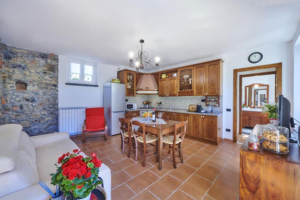 Casa Ducale Como Lake View Mandello del Lario Εξωτερικό φωτογραφία